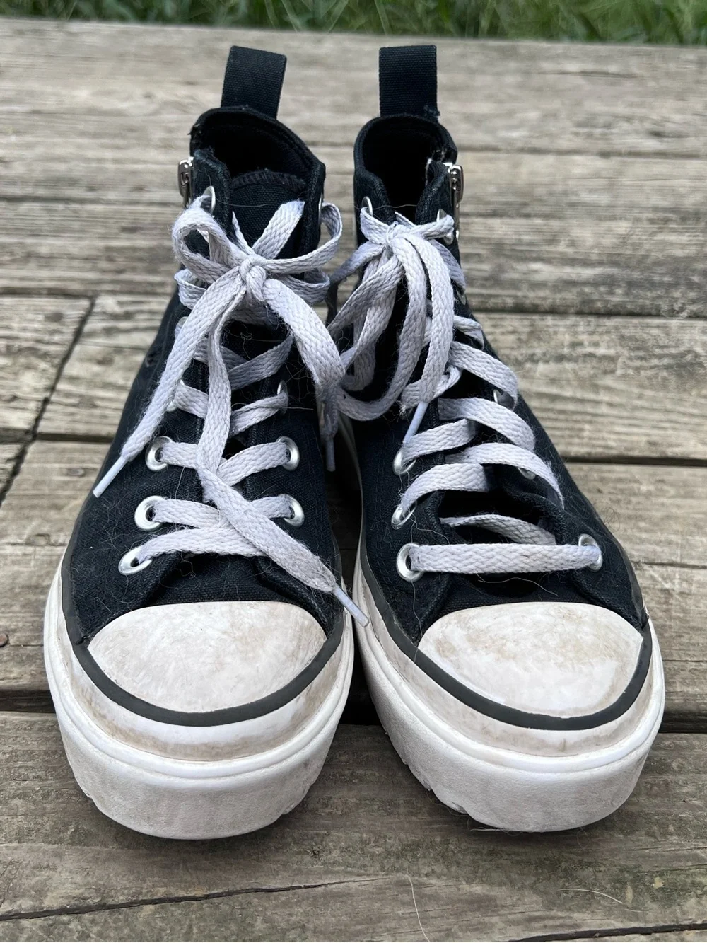 Converse Black and White Kids High-Top Sneakers with Side Zip size 2